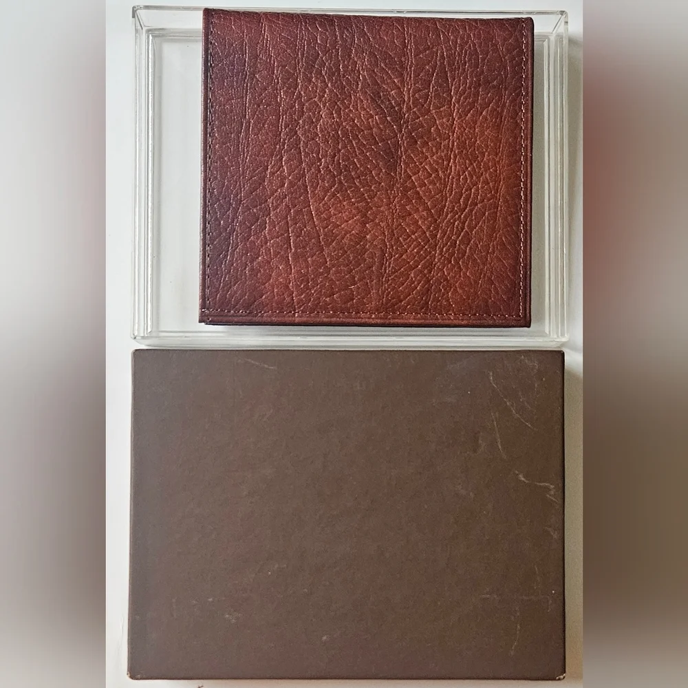 Men's Vintage BillFold Wallet, Cowhide Leather by Amity, Made in the USA